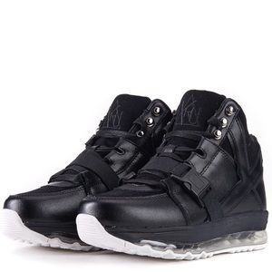 YRU QOZMO AIIRE BLACK